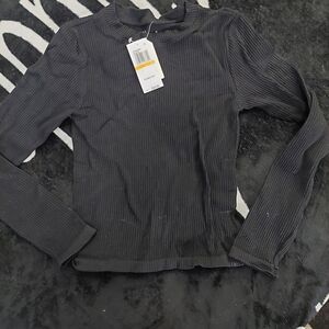 NWT Hippie‎ Rose Black Ribbed Knit Top small